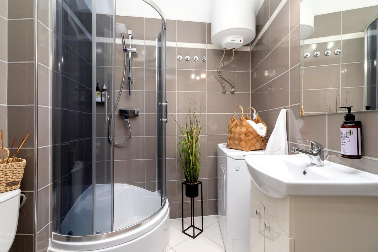 קרקוב Wow Apartment By Cozyplace מראה חיצוני תמונה